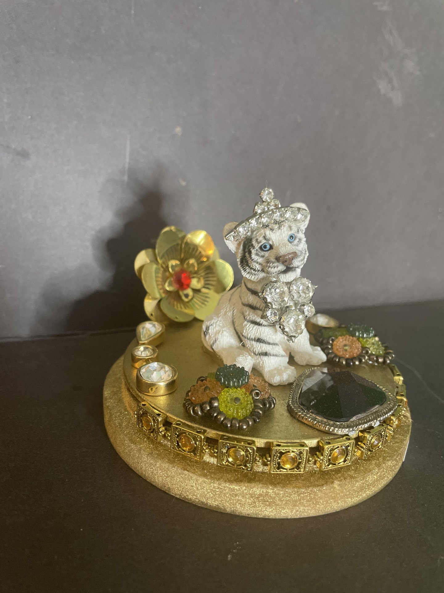 Fancy Baby Tiger Assemblage