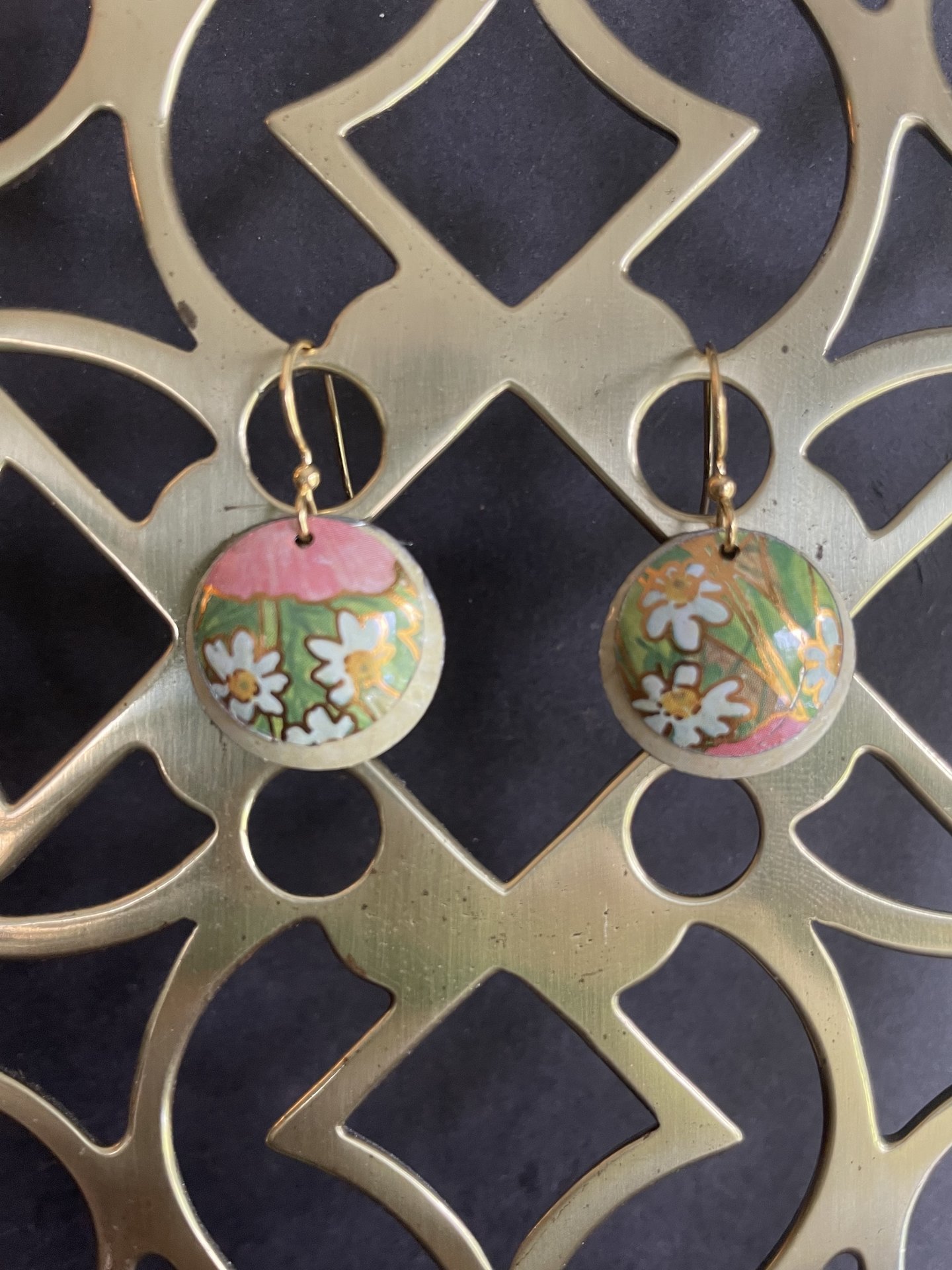 Nested Pansies Ecru A Tin Earrings