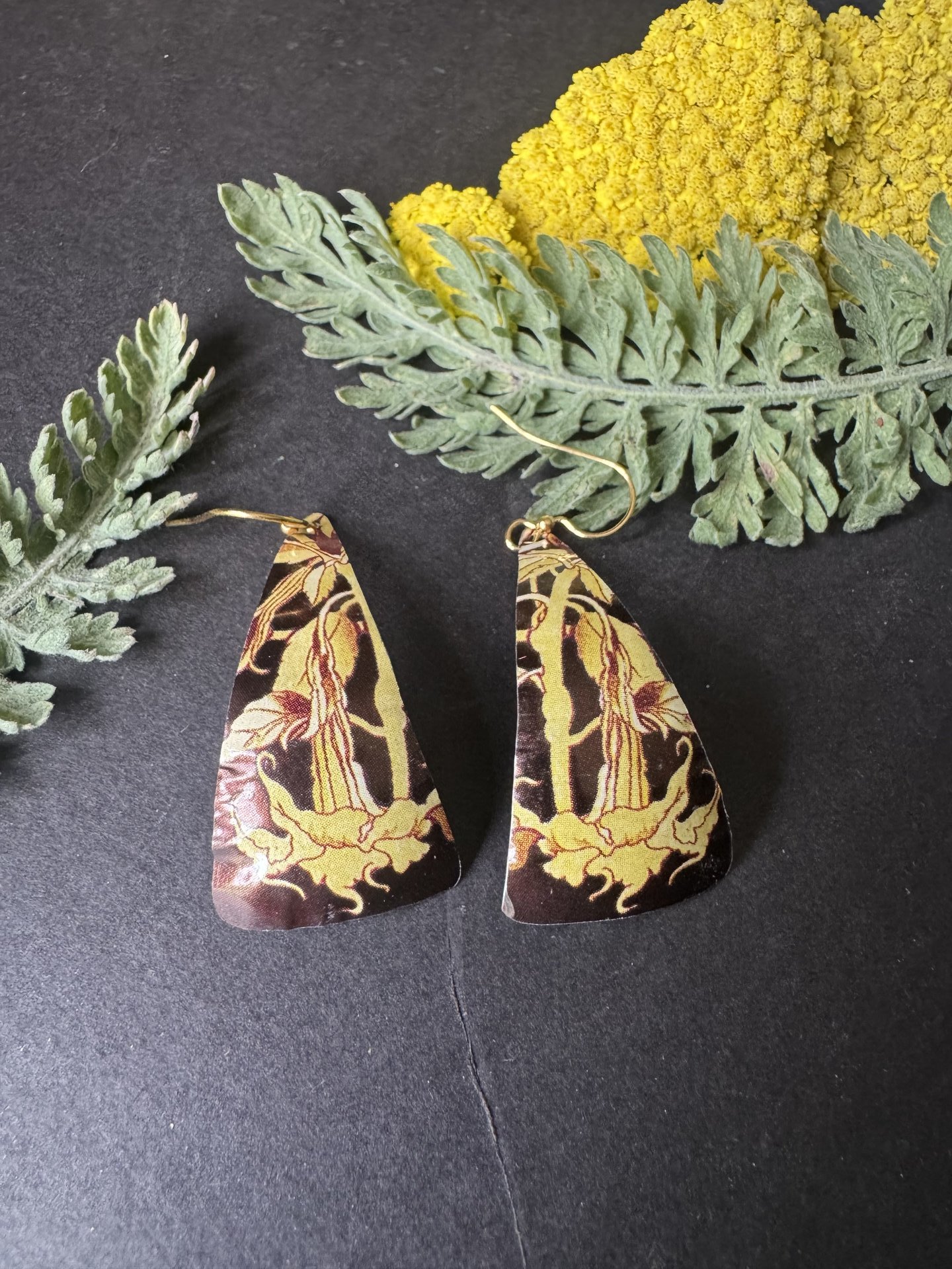 Triangle Datura Lefèvre Tin Earrings