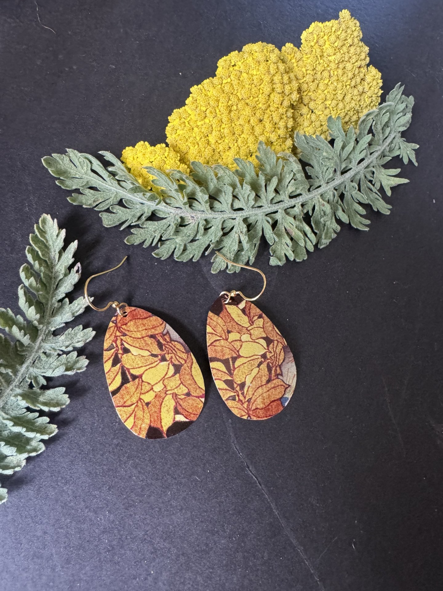 Leaves Lefèvre Tin Earrings