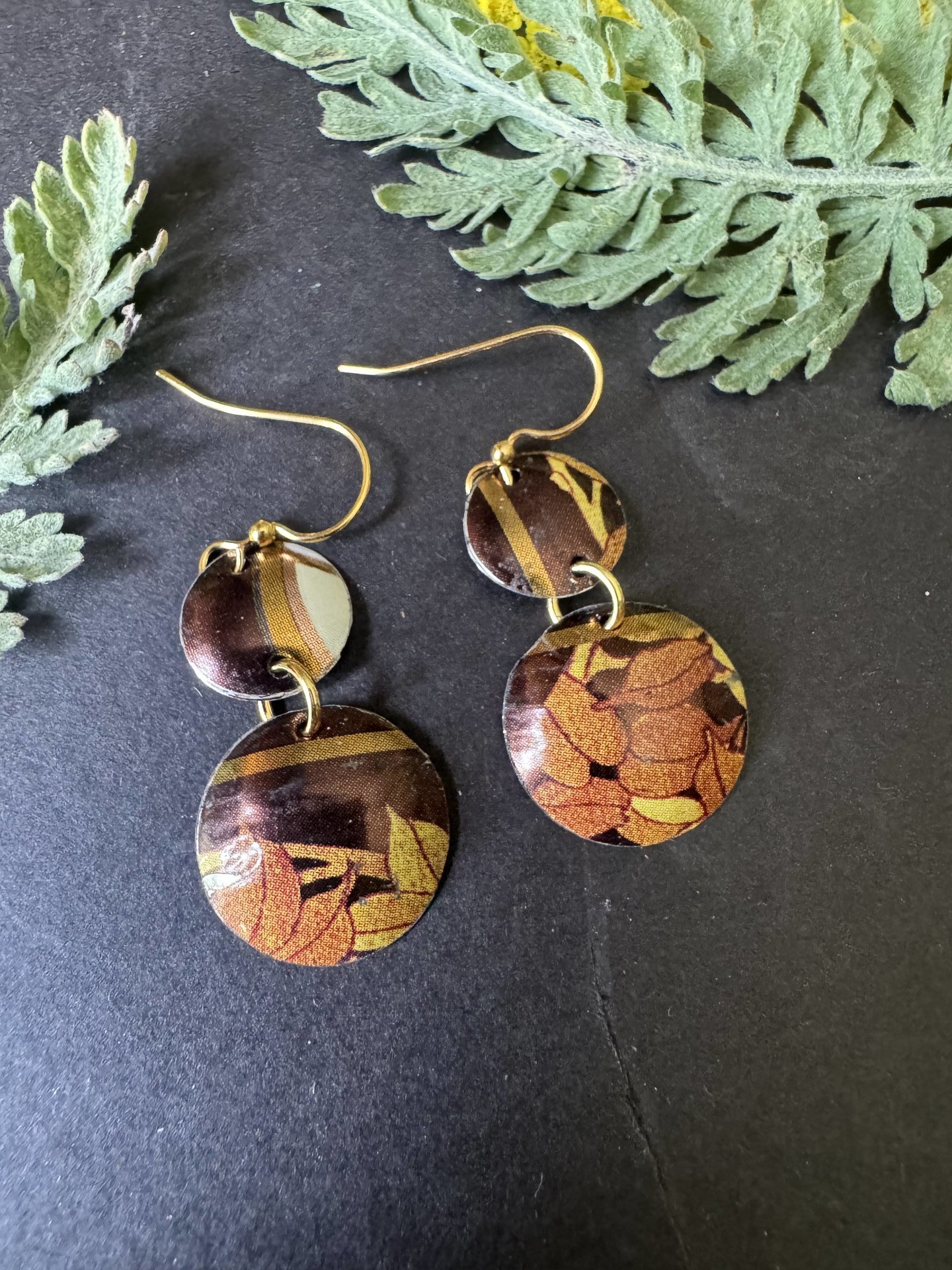 Dot Dot Leaf Lefèvre Tin Earrings