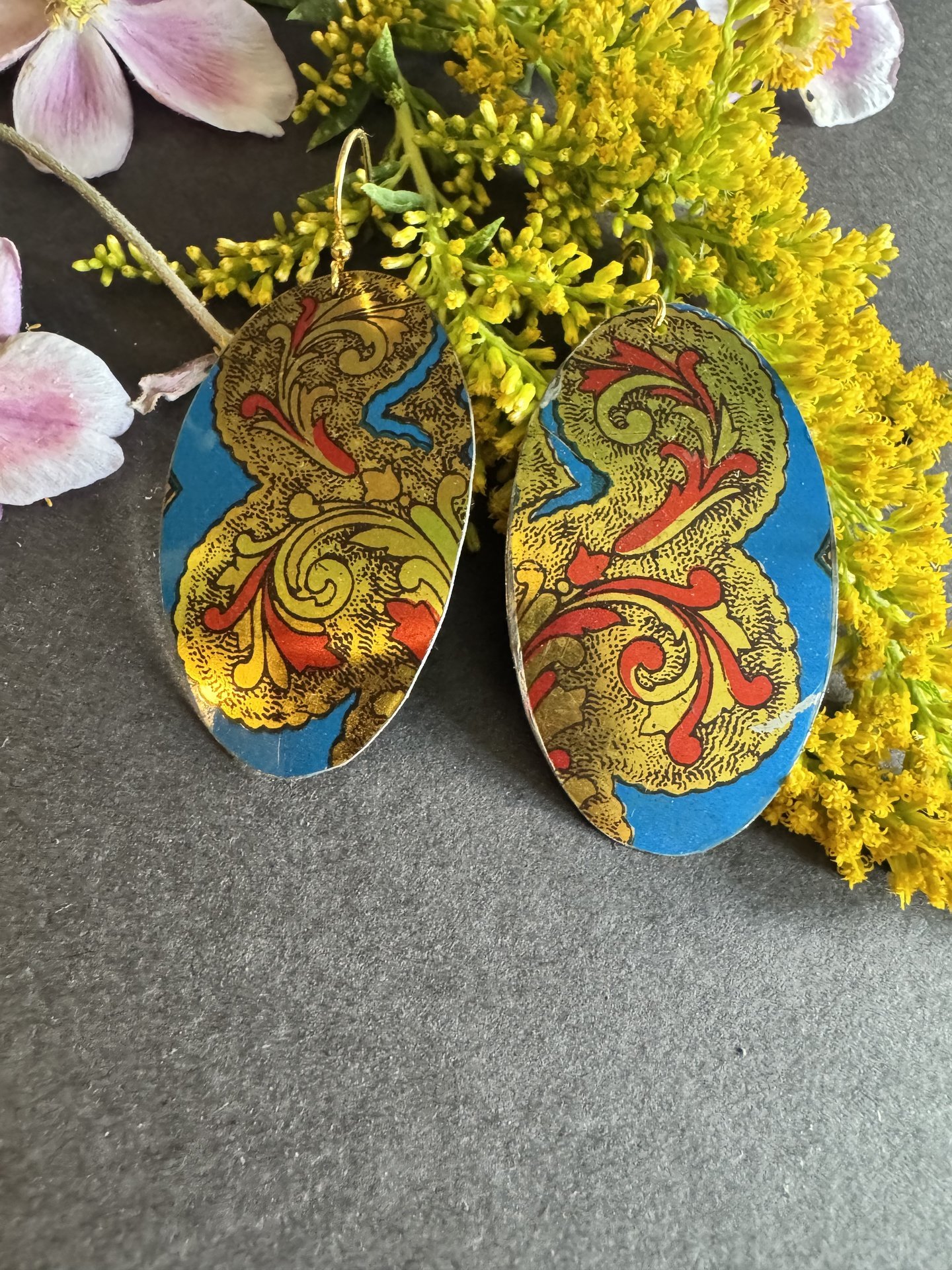 Large Oval 8s Shiny Tin Earrings