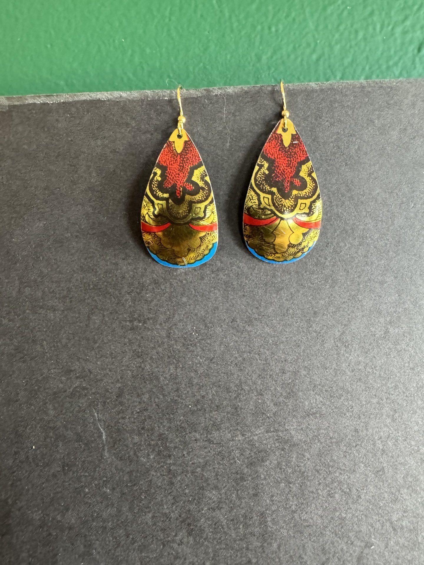 Illuminated Endo Shiny Tin Earrings